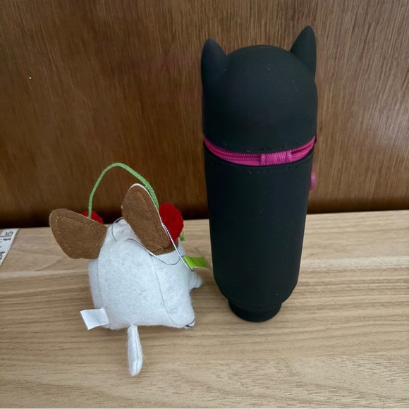 SOLD FRENCH BULLDOG Black Silicone Pencil Case & Target Dog Christmas Ornament - Picture 3 of 11